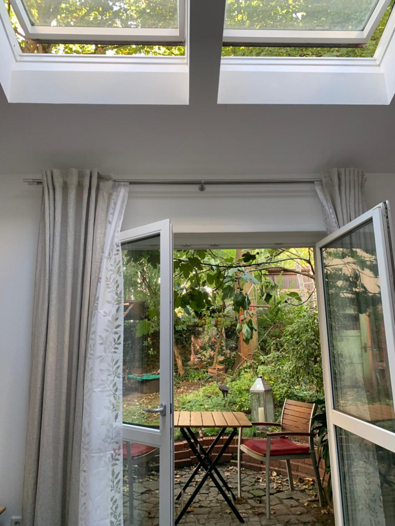 Queen Room Garden View